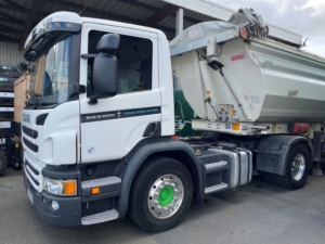 Location tracteur Scania 19 chez Green Flag Services